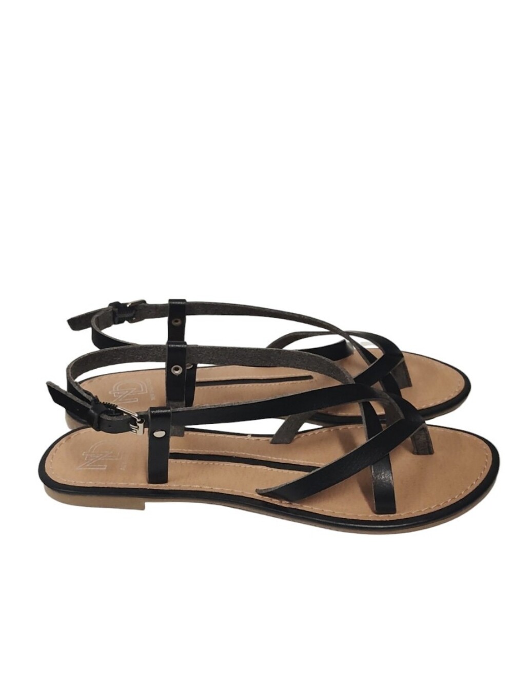 New Direction "Isabella" Black Gladiator Thong Flat Sandals Size 7